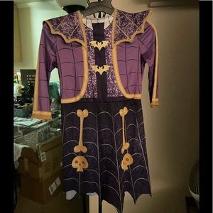 NWT Children’s Disney Vampirina Costume. Sz S